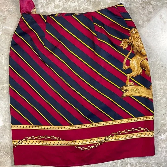 Ralph Lauren Blue Label Lion Heraldry Crest  100% Silk Wrap Skirt Small - Picture 4 of 14